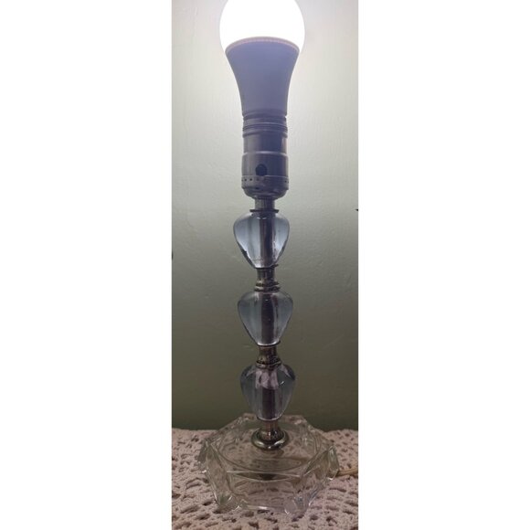 Vintage 60's Pair Small Table Lamps Purple Stacked Lucite Clear Glass - Picture 2 of 16